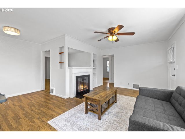 3811 Ne 114TH Ave, Portland, OR 97220