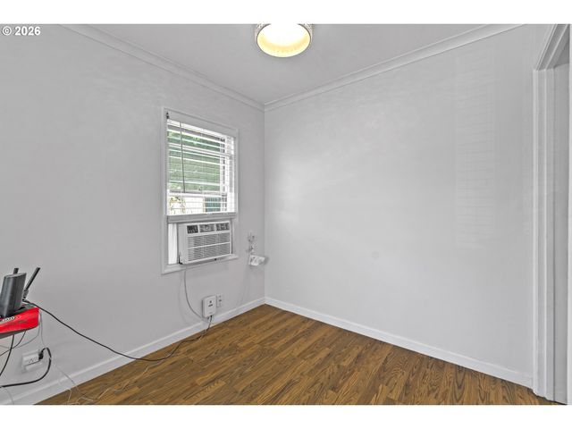 3811 Ne 114TH Ave, Portland, OR 97220