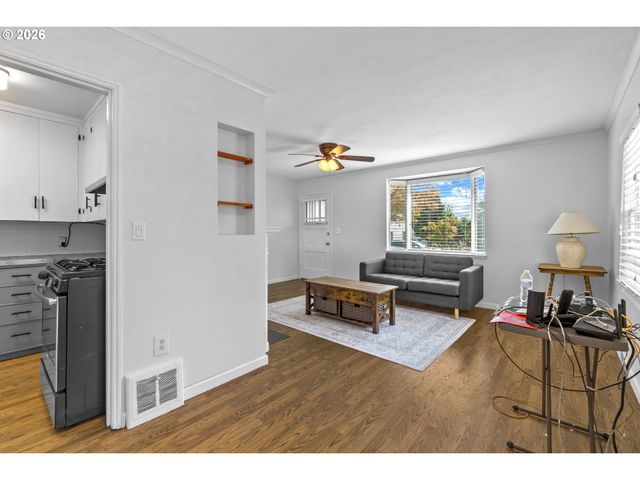 3811 Ne 114TH Ave, Portland, OR 97220