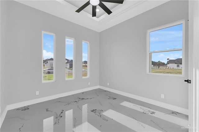 8042 N 48th Lane, Mcallen, TX 78504