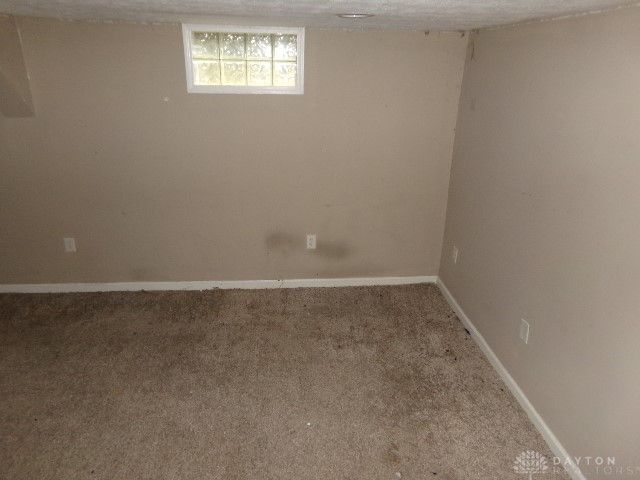 1914 W Bataan Drive, Dayton, OH 45420