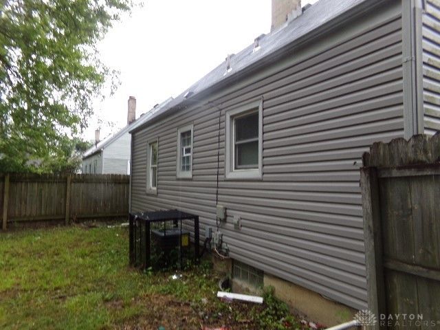 1914 W Bataan Drive, Dayton, OH 45420