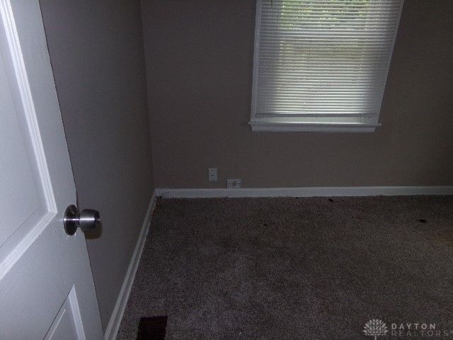1914 W Bataan Drive, Dayton, OH 45420