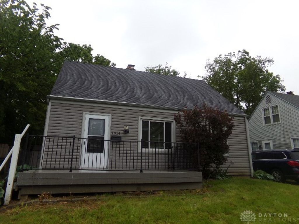 1914 W Bataan Drive, Dayton, OH 45420