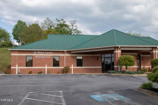 612 Campus Drive, Abingdon, VA 24210