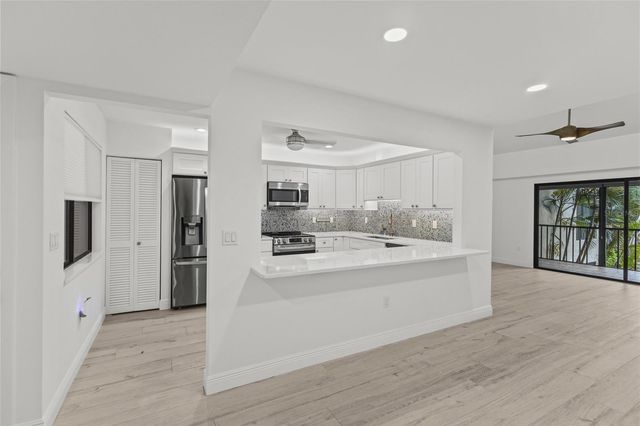 1508 PELICAN COVE ROAD 235, Sarasota, FL 34231