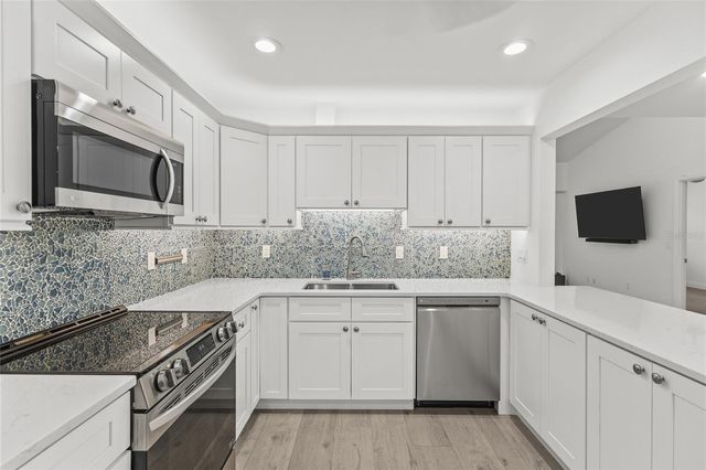 1508 PELICAN COVE ROAD 235, Sarasota, FL 34231