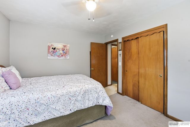 10934 Spring Street, Omaha, NE 68144