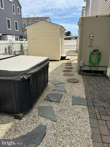 21 W 85TH ST, Long Beach Township, NJ 08008