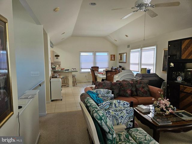 21 W 85TH ST, Long Beach Township, NJ 08008