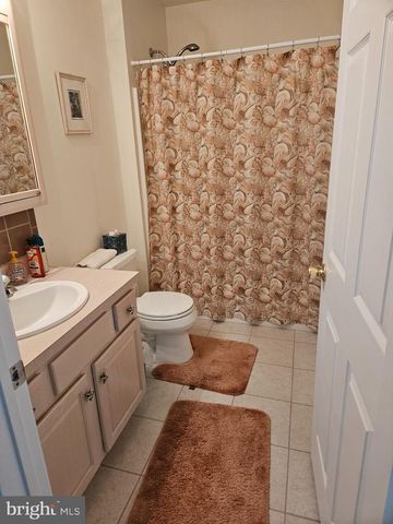 21 W 85TH ST, Long Beach Township, NJ 08008