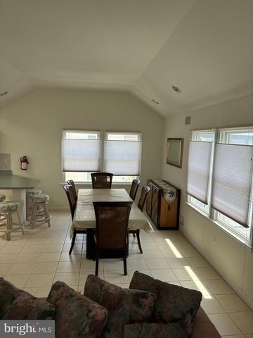 21 W 85TH ST, Long Beach Township, NJ 08008
