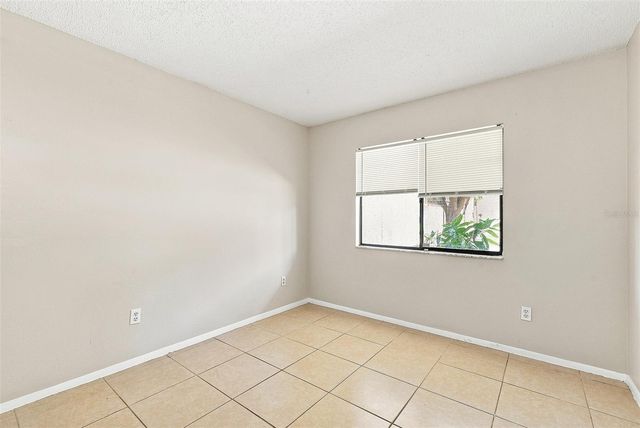 7720 LAKESIDE WOODS DRIVE, Orlando, FL 32810