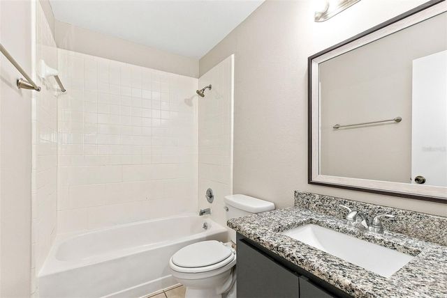 7720 LAKESIDE WOODS DRIVE, Orlando, FL 32810
