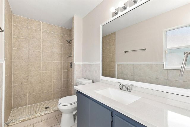 7720 LAKESIDE WOODS DRIVE, Orlando, FL 32810
