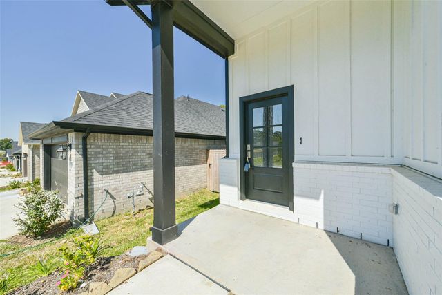 19568 Stripe Hill Bend, Montgomery, TX 77316