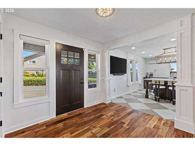 876 TAYBIN Rd Nw, Salem, OR 97304