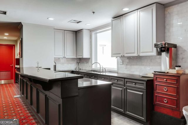 250 Broad Street 601, Athens, GA 30601