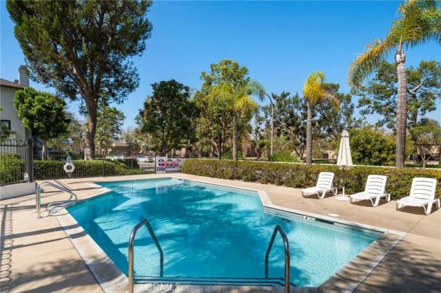 503 Harbor Woods Place, Newport Beach, CA 92660