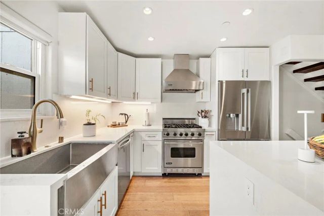 503 Harbor Woods Place, Newport Beach, CA 92660