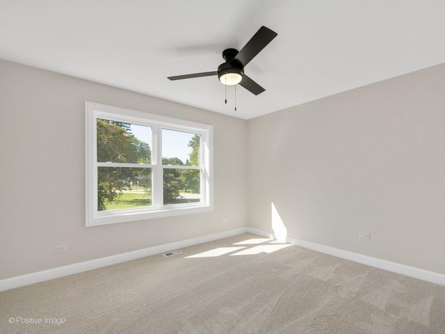 605 Polo Drive, Wheaton, IL 60187