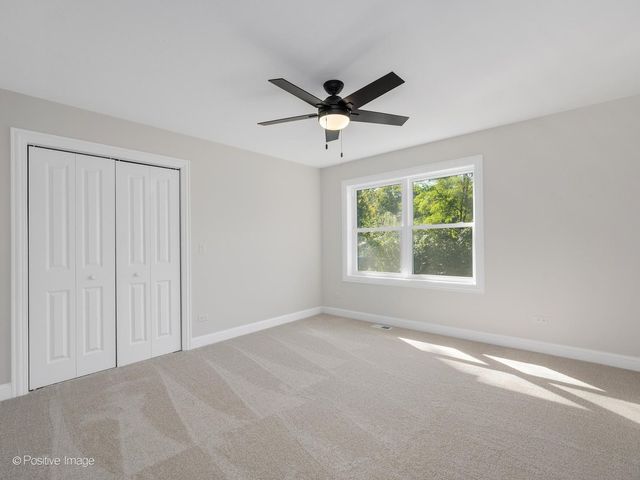 605 Polo Drive, Wheaton, IL 60187