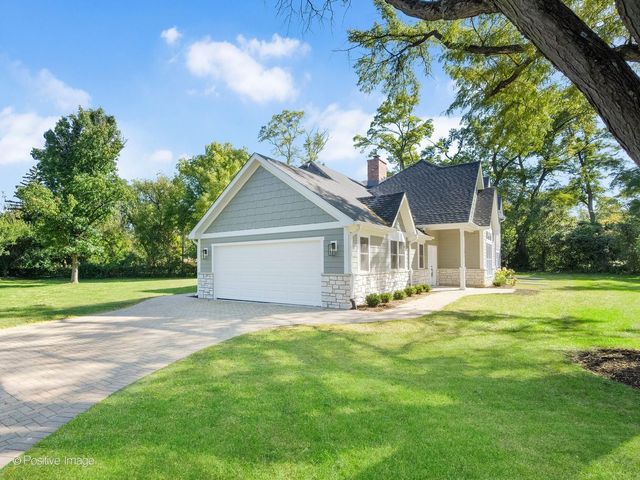 605 Polo Drive, Wheaton, IL 60187