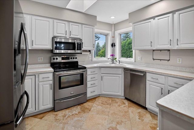 1128 Virdon Drive, Sun Prairie, WI 53590