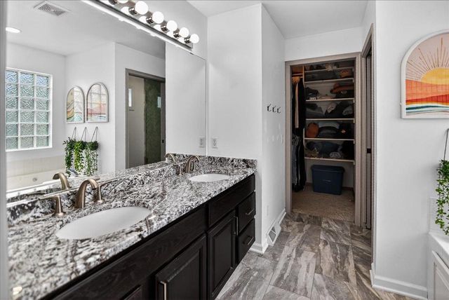 1128 Virdon Drive, Sun Prairie, WI 53590