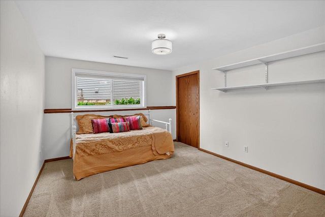 1128 Virdon Drive, Sun Prairie, WI 53590