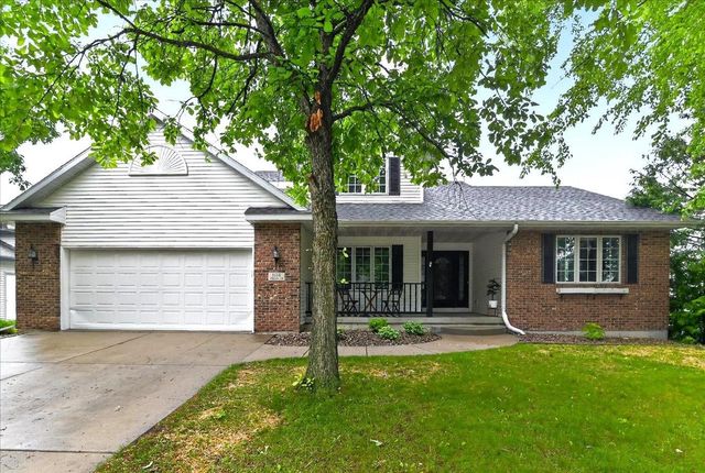 1128 Virdon Drive, Sun Prairie, WI 53590
