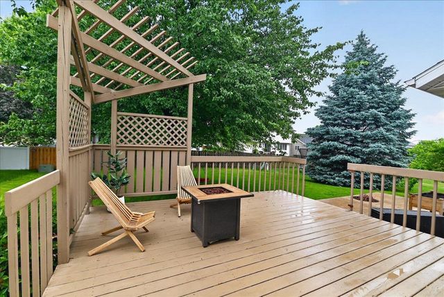 1128 Virdon Drive, Sun Prairie, WI 53590