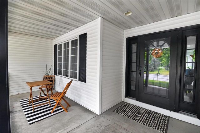 1128 Virdon Drive, Sun Prairie, WI 53590