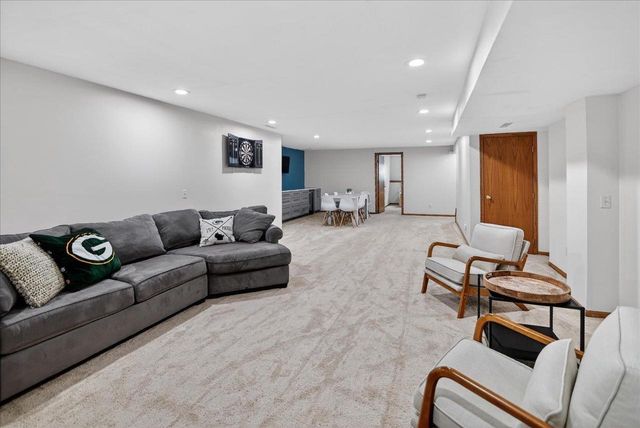 1128 Virdon Drive, Sun Prairie, WI 53590