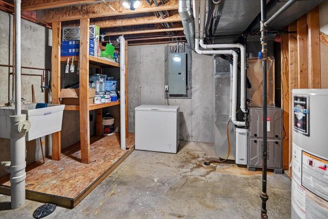 1128 Virdon Drive, Sun Prairie, WI 53590
