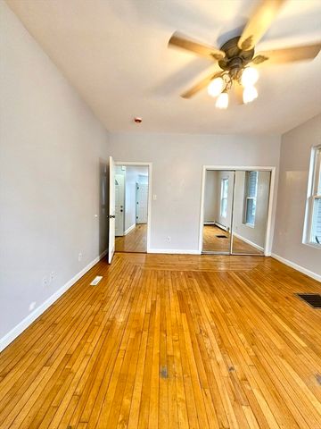 39 Grafton St, Brockton, MA 02301