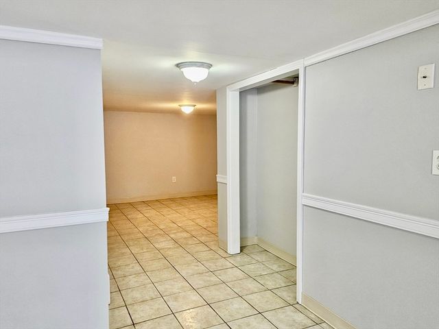 39 Grafton St, Brockton, MA 02301