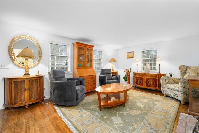 1157 Orleans-Harwich, Harwich, MA 02645