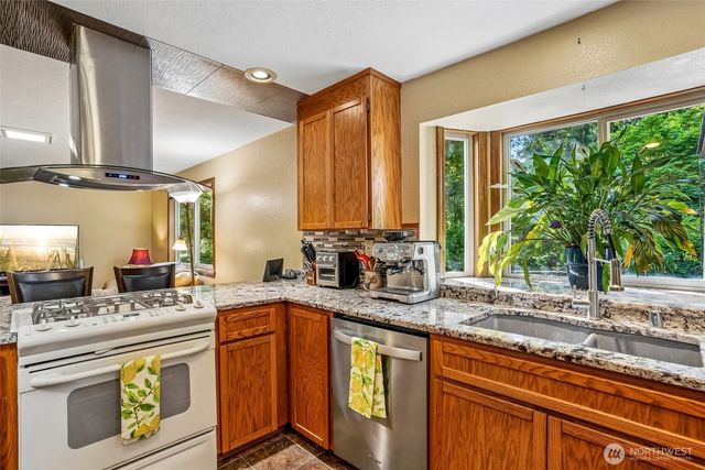 3804 75th Avenue Ct NW, Gig Harbor, WA 98335
