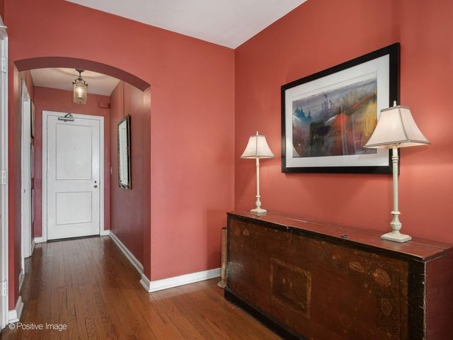 5555 N SHERIDAN Road 807, Chicago, IL 60640