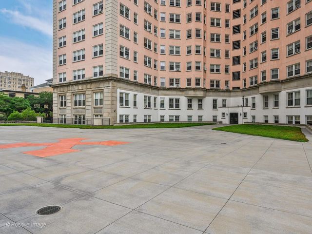 5555 N SHERIDAN Road 807, Chicago, IL 60640