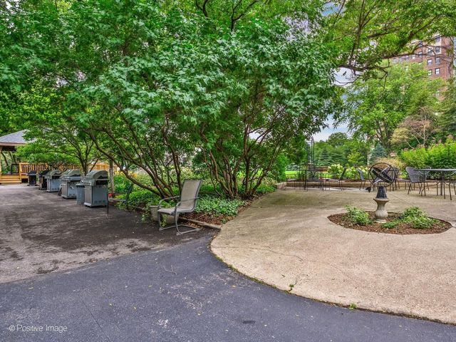 5555 N SHERIDAN Road 807, Chicago, IL 60640