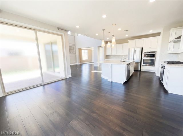 8424 Painted Wall Street, Las Vegas, NV 89166