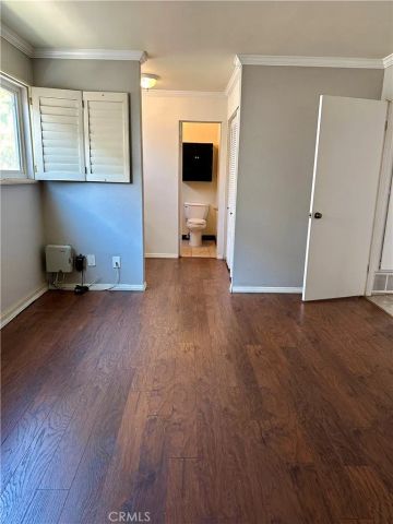 12476 Montecito Road 5, Seal Beach, CA 90740