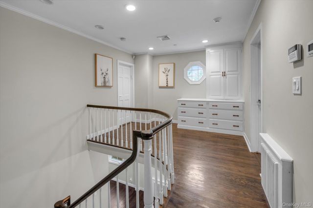 1357 Boxwood Drive E, Hewlett Harbor, NY 11557