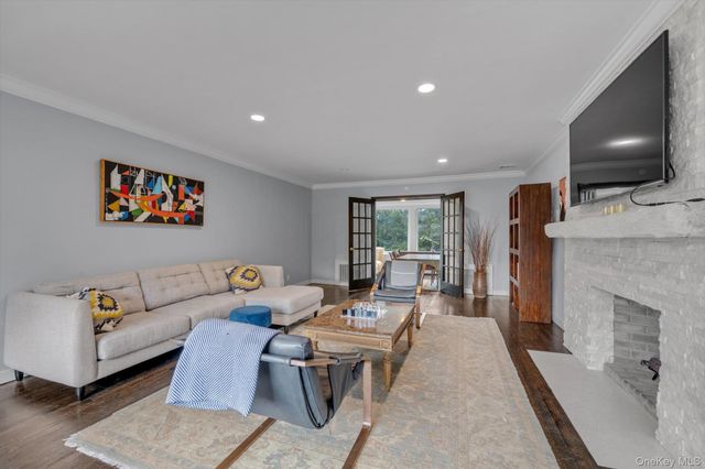 1357 Boxwood Drive E, Hewlett Harbor, NY 11557