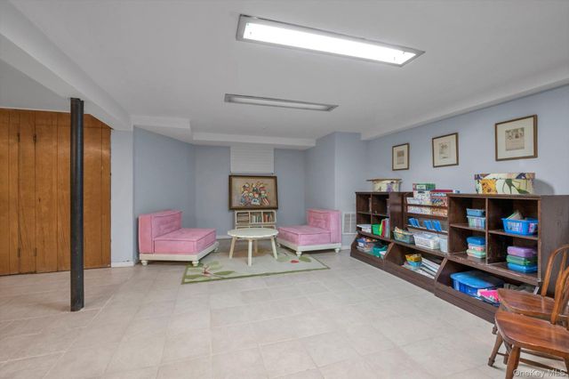 1357 Boxwood Drive E, Hewlett Harbor, NY 11557