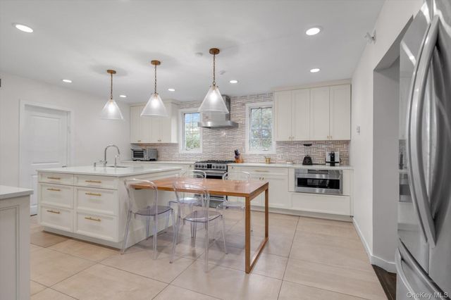 1357 Boxwood Drive E, Hewlett Harbor, NY 11557