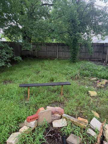620 W 12th Street, Bonham, TX 75418