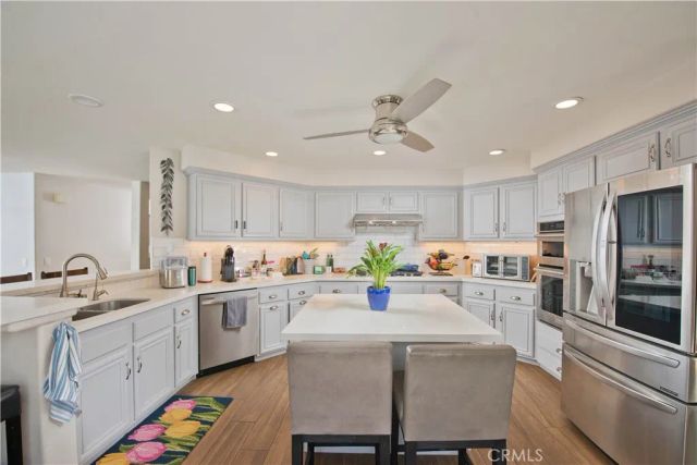 26360 Teal Court, Canyon Country, CA 91387